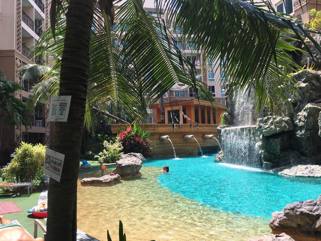 Atlantis Condo Resort Jomtian Pattaya 좀티엔 비치 외부 사진