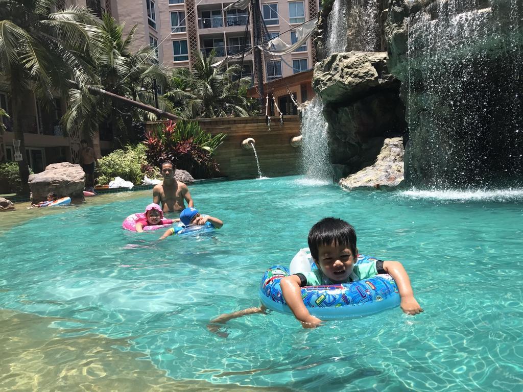 Atlantis Condo Resort Jomtian Pattaya 좀티엔 비치 외부 사진